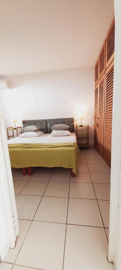 Vue Mer, Piscine, Appartement 4 Personnes Le Gosier  Bagian luar foto