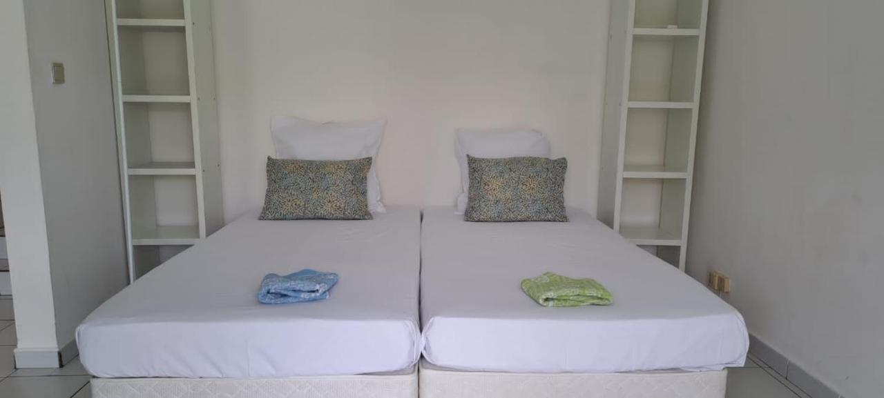 Vue Mer, Piscine, Appartement 4 Personnes Le Gosier  Bagian luar foto