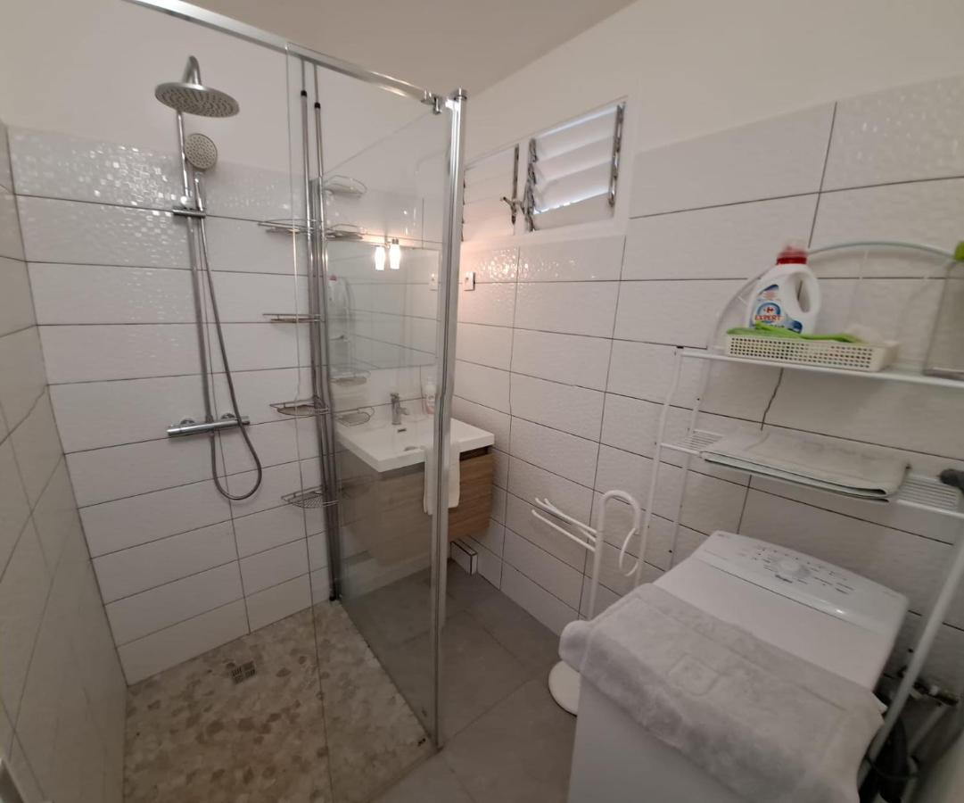 Vue Mer, Piscine, Appartement 4 Personnes Le Gosier  Bagian luar foto